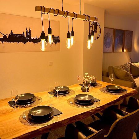 Apartamento Main Cozy Casa Am Ringpark Free Parking Wurzburgo Exterior foto